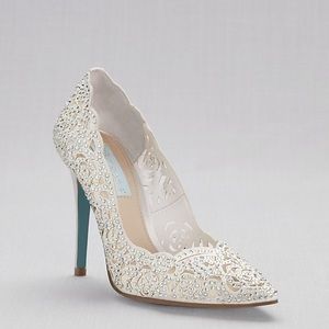 Meet your Posher, Tabitha